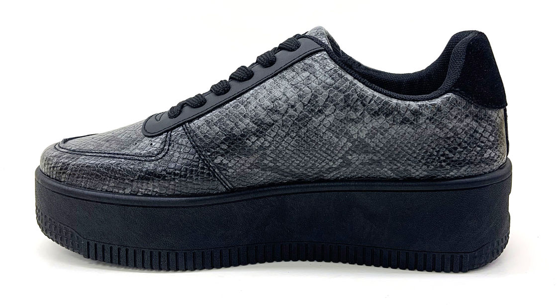 Sapatos de plataforma casual de moda para mulheres com cor preta, branca, vermelha