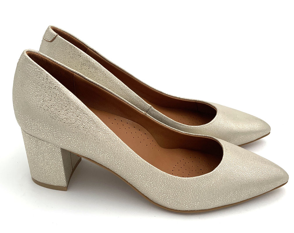 Mulheres de moda Pump Heels Material de couro com chunky Heel Tipo OEM