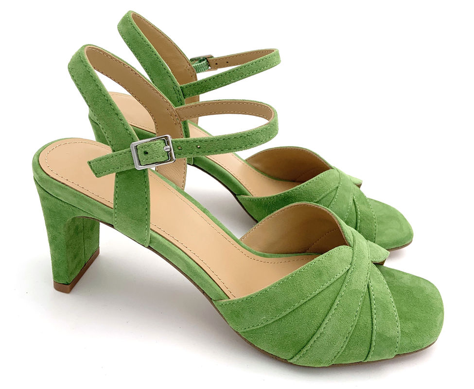 Strappy Style Sandalias de salto alto femininas com cor preta, branca, vermelha