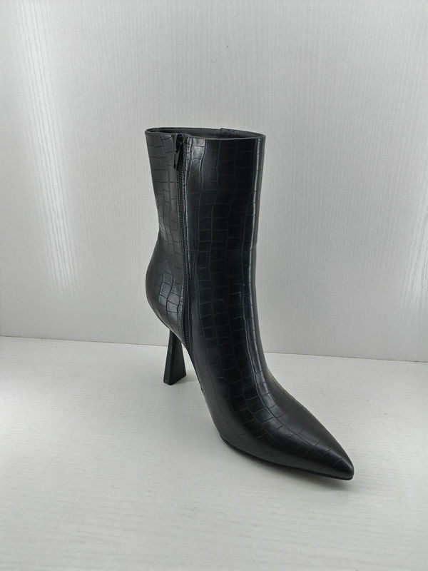 Sola exterior de borracha Sapatos femininos Sapatos Stiletto Salto para ocasiões casuais Outfits femininos